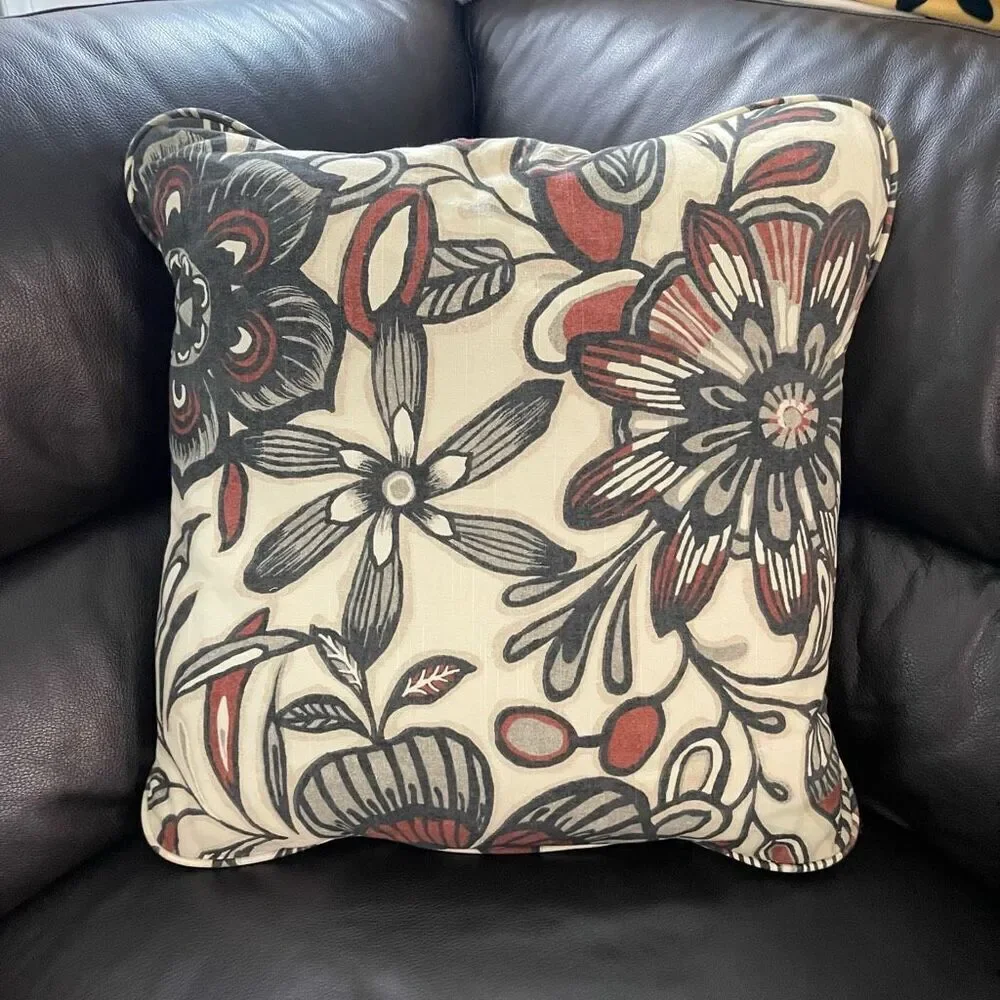 LA-Z-BOY 18”x18”‎ Custom Floral Throw Pillows (Set of 2)